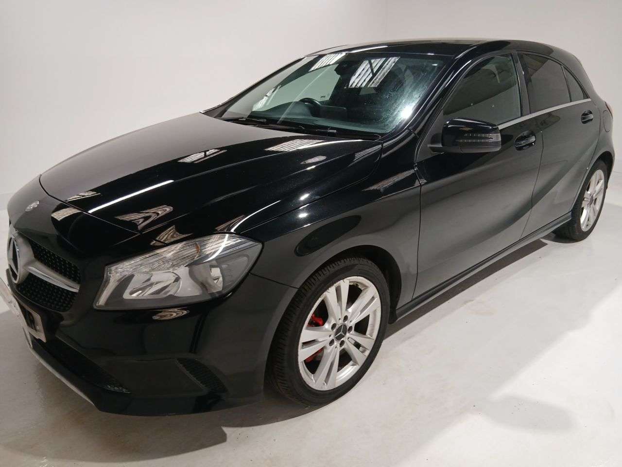 A 2016 MERCEDES-BENZ A CLASS 1.6 A180 Sport Hatchback 5dr Petrol 7G-DCT Euro 6 (s/s) (122 ps) A 2016 MERCEDES-BENZ A CLASS 1.6 A180 Sport Hatchback 5dr Petrol 7G-DCT Euro 6 (s/s) (122 ps)