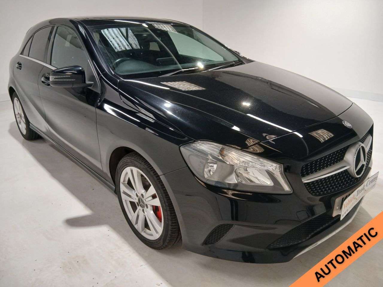 A 2016 MERCEDES-BENZ A CLASS 1.6 A180 Sport Hatchback 5dr Petrol 7G-DCT Euro 6 (s/s) (122 ps) A 2016 MERCEDES-BENZ A CLASS 1.6 A180 Sport Hatchback 5dr Petrol 7G-DCT Euro 6 (s/s) (122 ps)