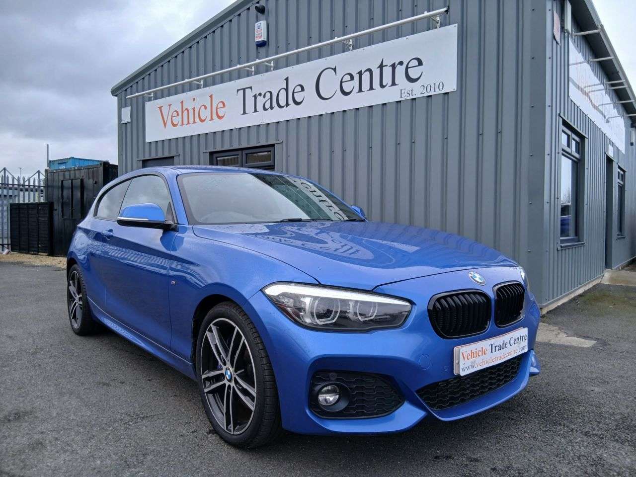 A 2018 BMW 1 SERIES 2.0 118d M Sport Shadow Edition Hatchback 3dr Diesel Auto Euro 6 (s/s) (150 A 2018 BMW 1 SERIES 2.0 118d M Sport Shadow Edition Hatchback 3dr Diesel Auto Euro 6 (s/s) (150