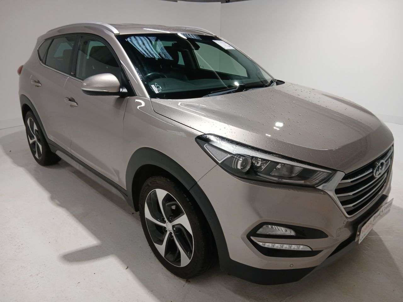 A 2018 HYUNDAI TUCSON 1.7 CRDi Blue Drive Sport Edition SUV 5dr Diesel DCT Euro 6 (s/s) (141 ps) A 2018 HYUNDAI TUCSON 1.7 CRDi Blue Drive Sport Edition SUV 5dr Diesel DCT Euro 6 (s/s) (141 ps)