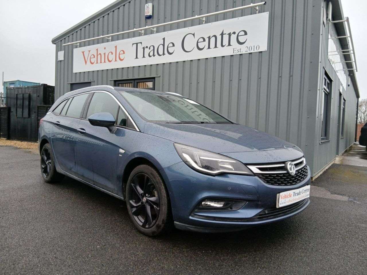 A 2016 VAUXHALL ASTRA 1.4i Turbo SRi Sports Tourer 5dr Petrol Auto Euro 6 (s/s) (150 ps) A 2016 VAUXHALL ASTRA 1.4i Turbo SRi Sports Tourer 5dr Petrol Auto Euro 6 (s/s) (150 ps)