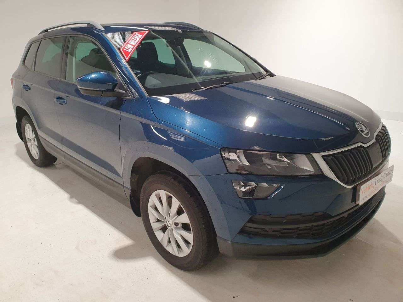 A 2018 SKODA KAROQ 1.0 TSI SE Nav Plus SUV 5dr Petrol Manual Euro 6 (s/s) (115 ps) A 2018 SKODA KAROQ 1.0 TSI SE Nav Plus SUV 5dr Petrol Manual Euro 6 (s/s) (115 ps)