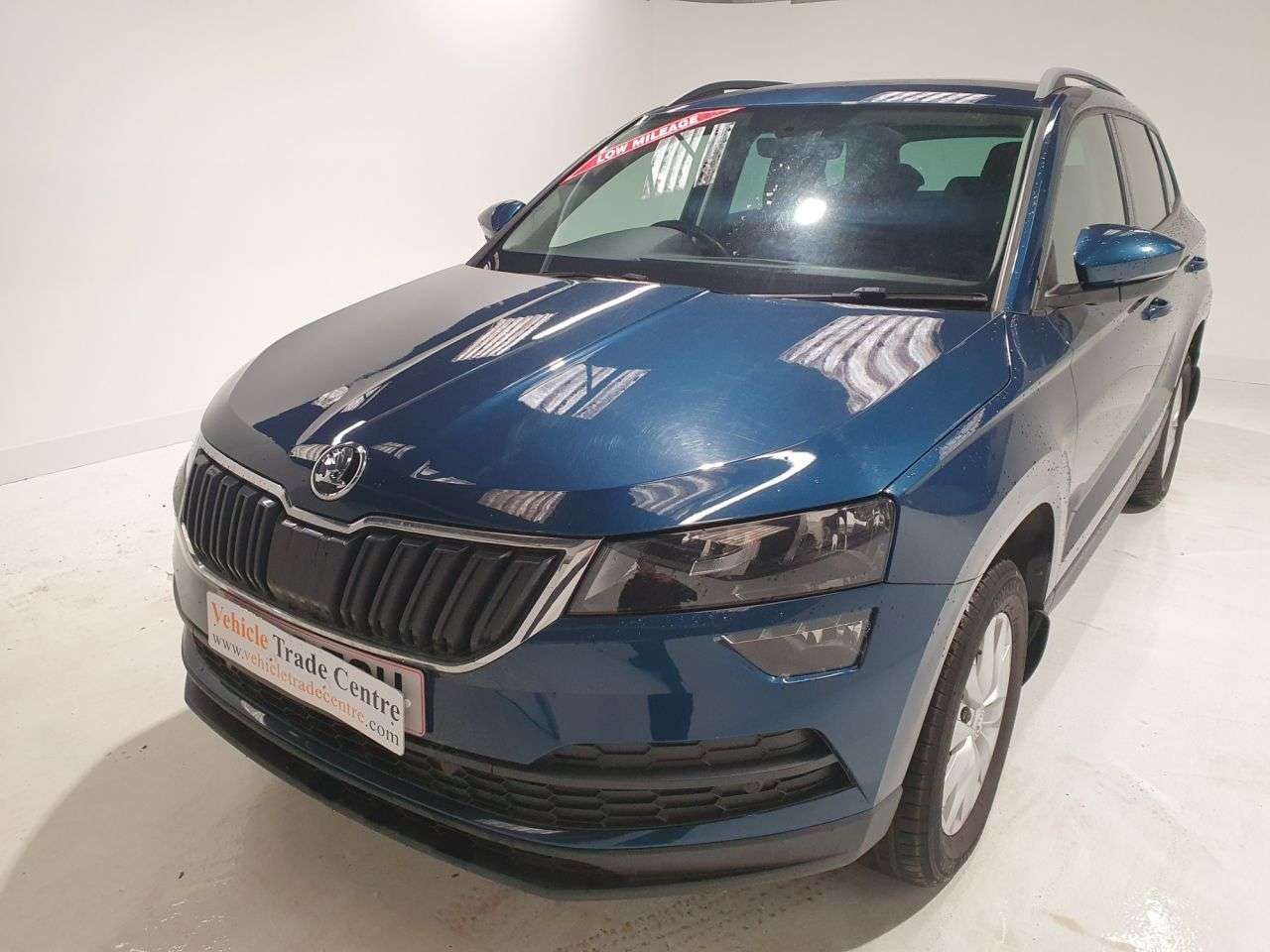 A 2018 SKODA KAROQ 1.0 TSI SE Nav Plus SUV 5dr Petrol Manual Euro 6 (s/s) (115 ps) A 2018 SKODA KAROQ 1.0 TSI SE Nav Plus SUV 5dr Petrol Manual Euro 6 (s/s) (115 ps)