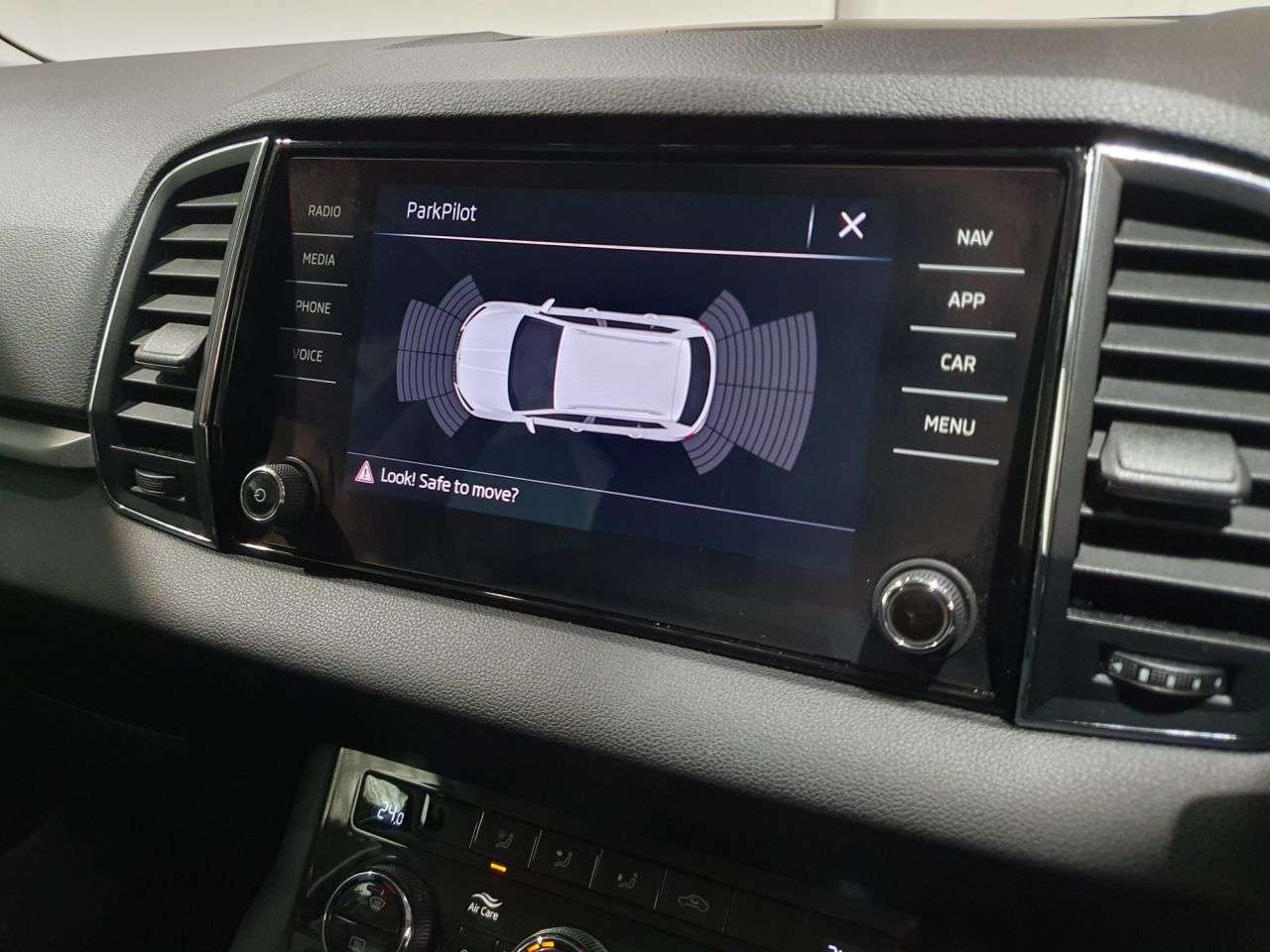 2018 SKODA KAROQ 2018 SKODA KAROQ