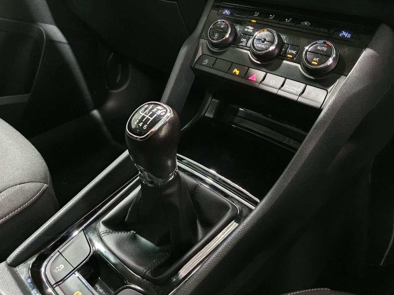 2018 SKODA KAROQ 2018 SKODA KAROQ