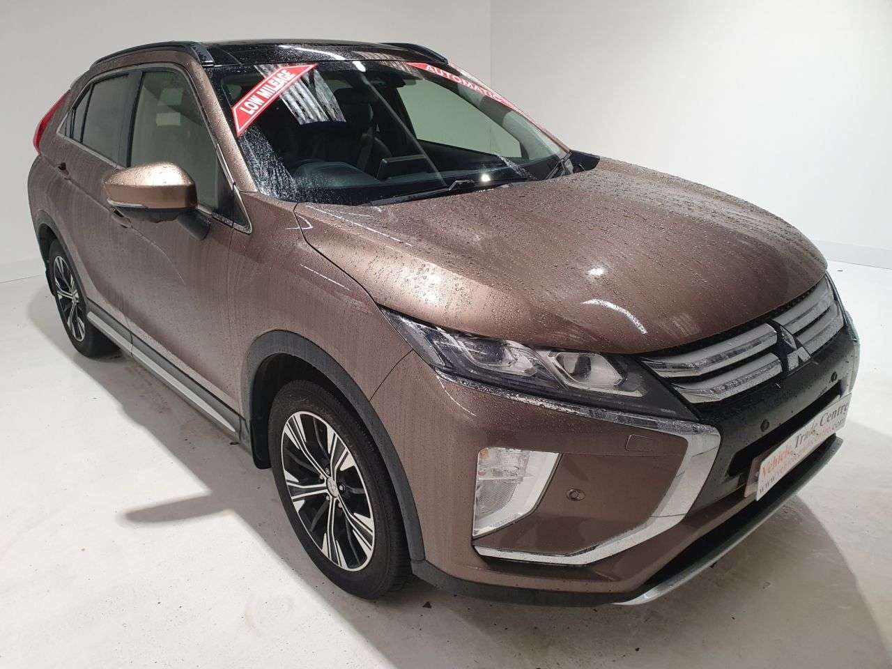 A 2018 MITSUBISHI ECLIPSE CROSS 1.5T GPF 4 SUV 5dr Petrol CVT 4WD Euro 6 (s/s) (163 ps) A 2018 MITSUBISHI ECLIPSE CROSS 1.5T GPF 4 SUV 5dr Petrol CVT 4WD Euro 6 (s/s) (163 ps)