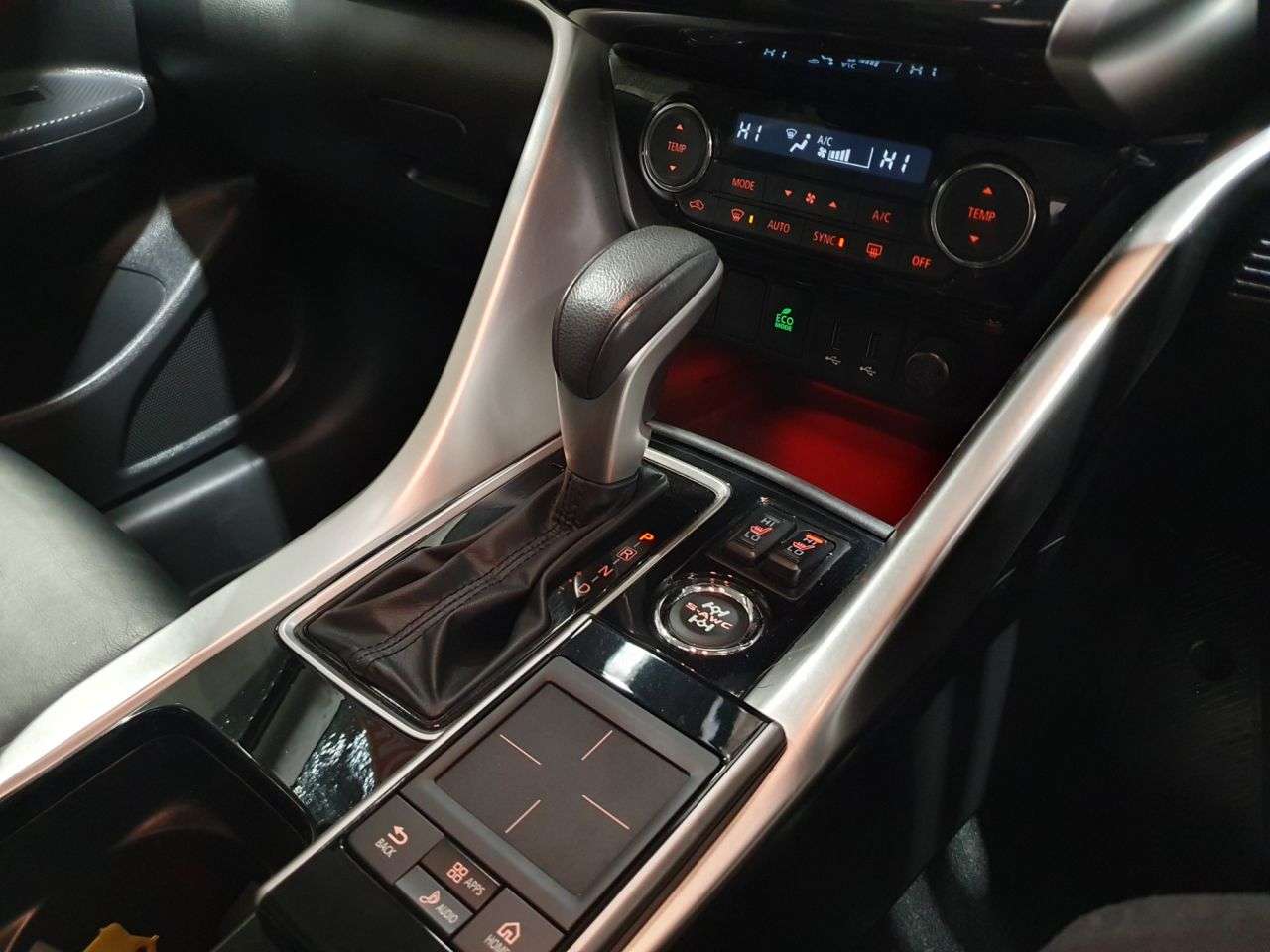 2018 MITSUBISHI ECLIPSE CROSS 2018 MITSUBISHI ECLIPSE CROSS