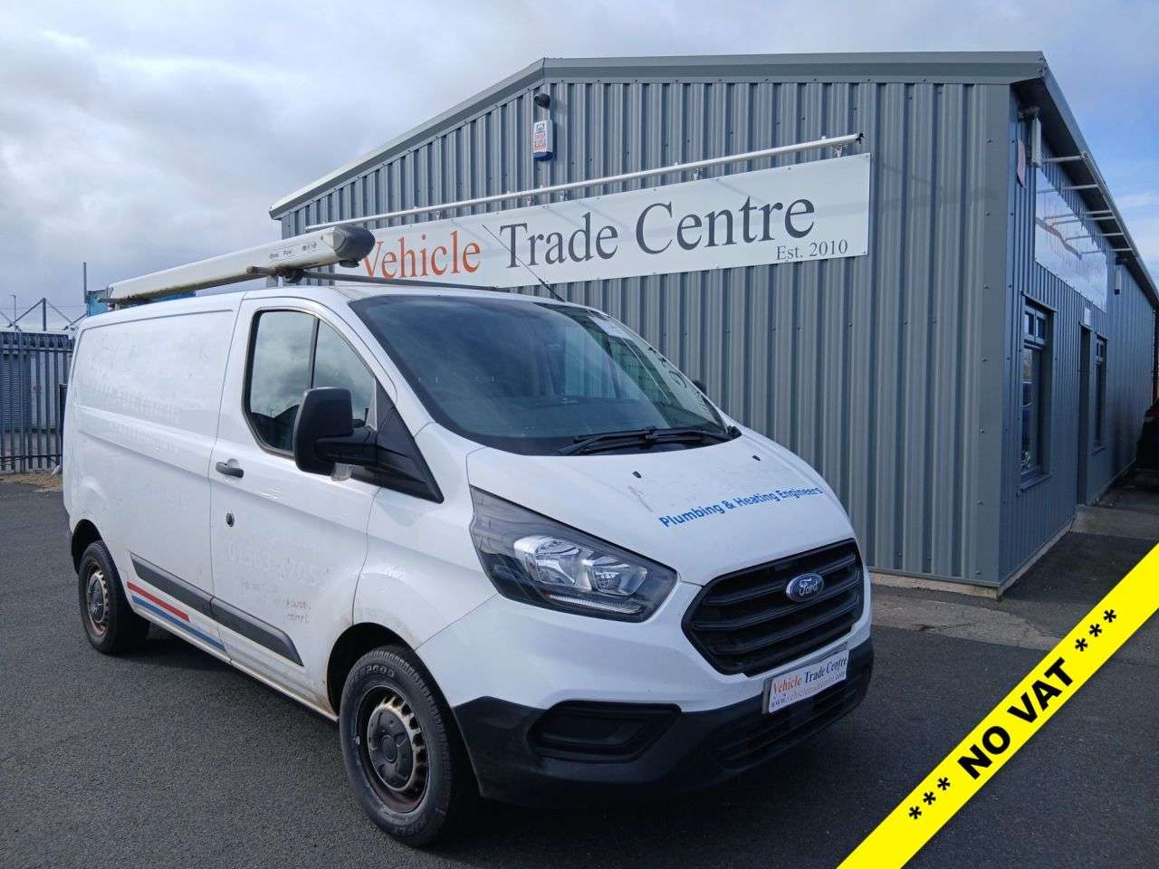 A 2019 FORD TRANSIT CUSTOM 2.0 300 EcoBlue Panel Van 5dr Diesel Manual L1 H1 Euro 6 (105 ps) A 2019 FORD TRANSIT CUSTOM 2.0 300 EcoBlue Panel Van 5dr Diesel Manual L1 H1 Euro 6 (105 ps)