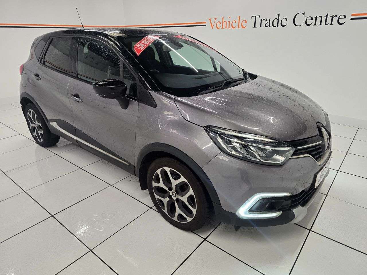 A 2018 RENAULT CAPTUR 1.5 dCi ENERGY Dynamique S Nav SUV 5dr Diesel Manual Euro 6 (s/s) (90 ps) A 2018 RENAULT CAPTUR 1.5 dCi ENERGY Dynamique S Nav SUV 5dr Diesel Manual Euro 6 (s/s) (90 ps)
