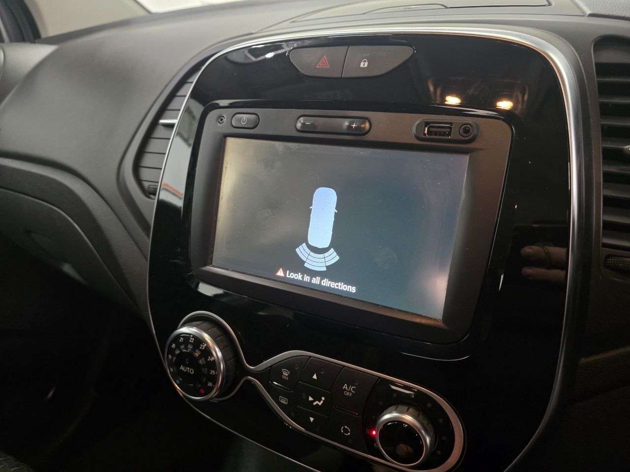2018 RENAULT CAPTUR 2018 RENAULT CAPTUR