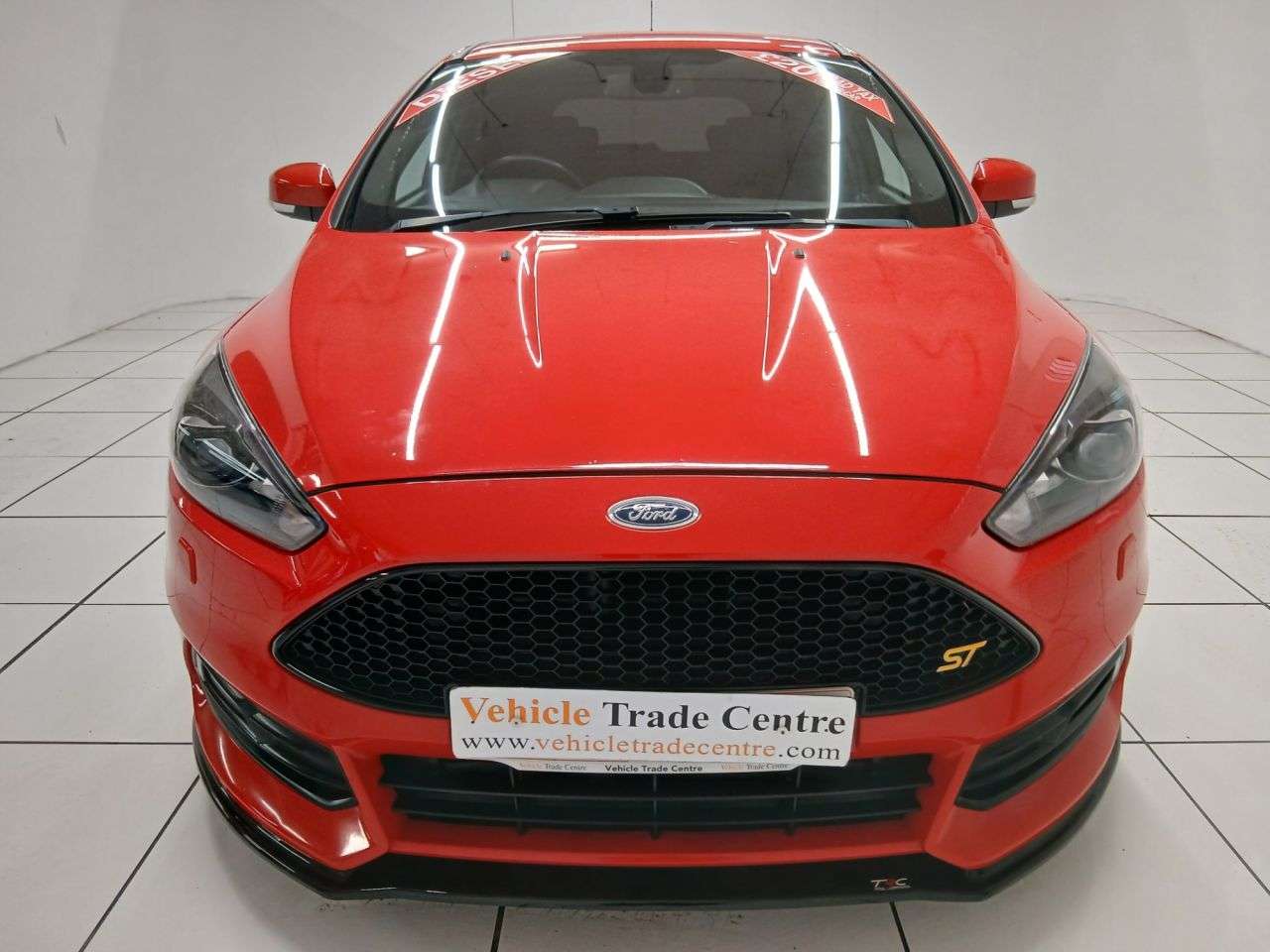 A 2016 FORD FOCUS 2.0 TDCi ST-3 Hatchback 5dr Diesel Manual Euro 6 (s/s) (185 ps) A 2016 FORD FOCUS 2.0 TDCi ST-3 Hatchback 5dr Diesel Manual Euro 6 (s/s) (185 ps)