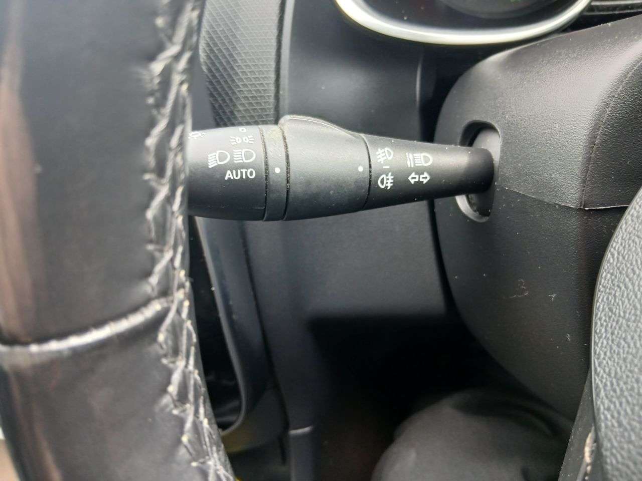 2017 RENAULT CLIO 2017 RENAULT CLIO
