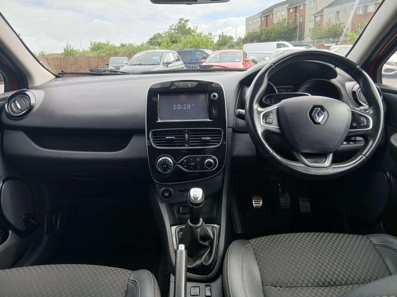 2017 RENAULT CLIO 2017 RENAULT CLIO