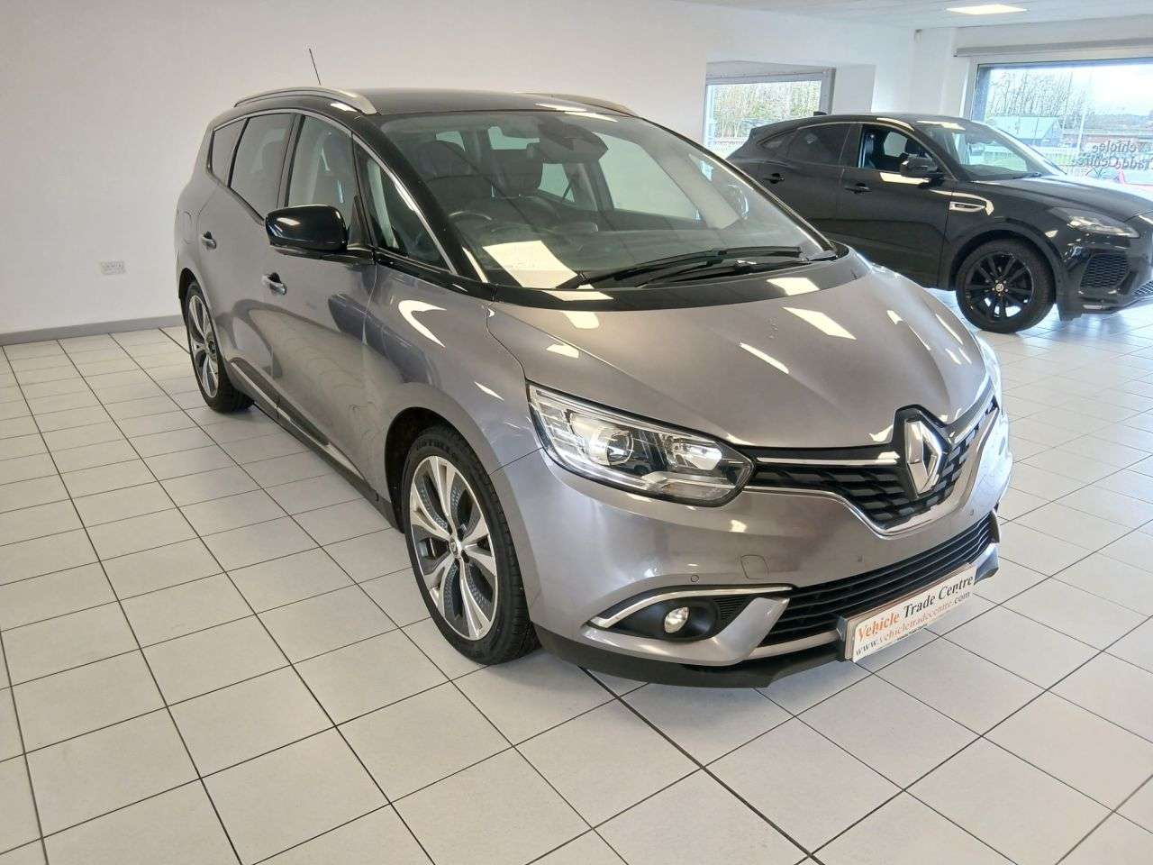 A 2017 RENAULT GRAND SCENIC 1.6 dCi Dynamique S Nav MPV 5dr Diesel Manual Euro 6 (s/s) (130 ps) A 2017 RENAULT GRAND SCENIC 1.6 dCi Dynamique S Nav MPV 5dr Diesel Manual Euro 6 (s/s) (130 ps)