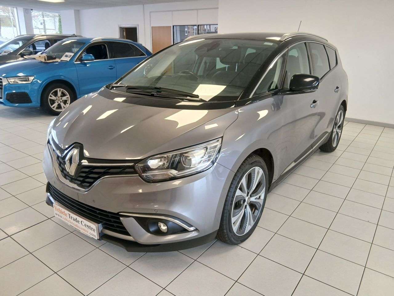 A 2017 RENAULT GRAND SCENIC 1.6 dCi Dynamique S Nav MPV 5dr Diesel Manual Euro 6 (s/s) (130 ps) A 2017 RENAULT GRAND SCENIC 1.6 dCi Dynamique S Nav MPV 5dr Diesel Manual Euro 6 (s/s) (130 ps)