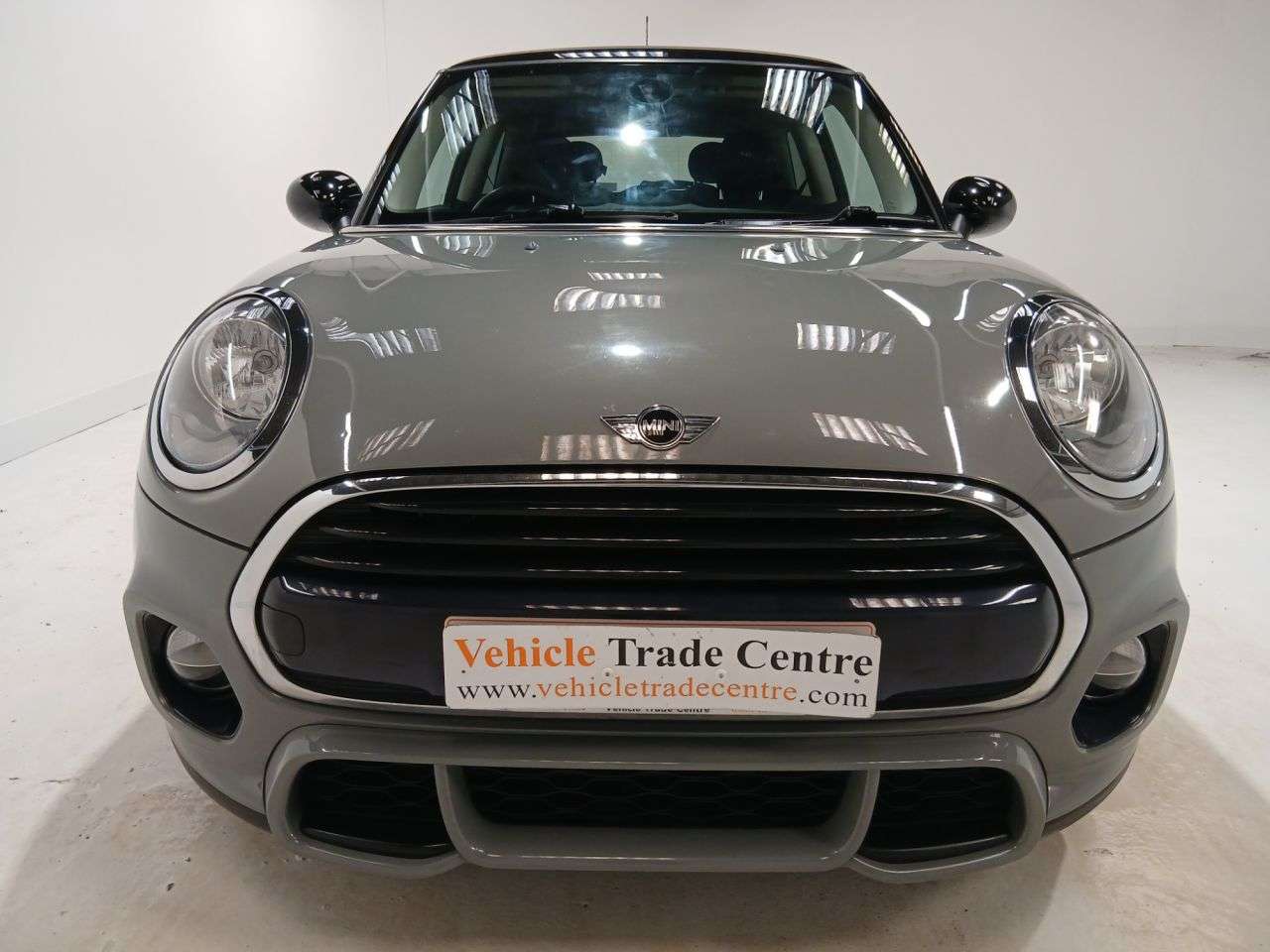 A 2017 MINI HATCH 1.5 Cooper Hatchback 3dr Petrol Manual Euro 6 (s/s) (136 ps) A 2017 MINI HATCH 1.5 Cooper Hatchback 3dr Petrol Manual Euro 6 (s/s) (136 ps)