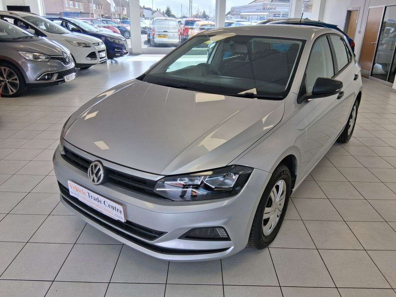 A 2018 VOLKSWAGEN POLO 1.0 S Hatchback 5dr Petrol Manual Euro 6 (s/s) (65 ps) A 2018 VOLKSWAGEN POLO 1.0 S Hatchback 5dr Petrol Manual Euro 6 (s/s) (65 ps)