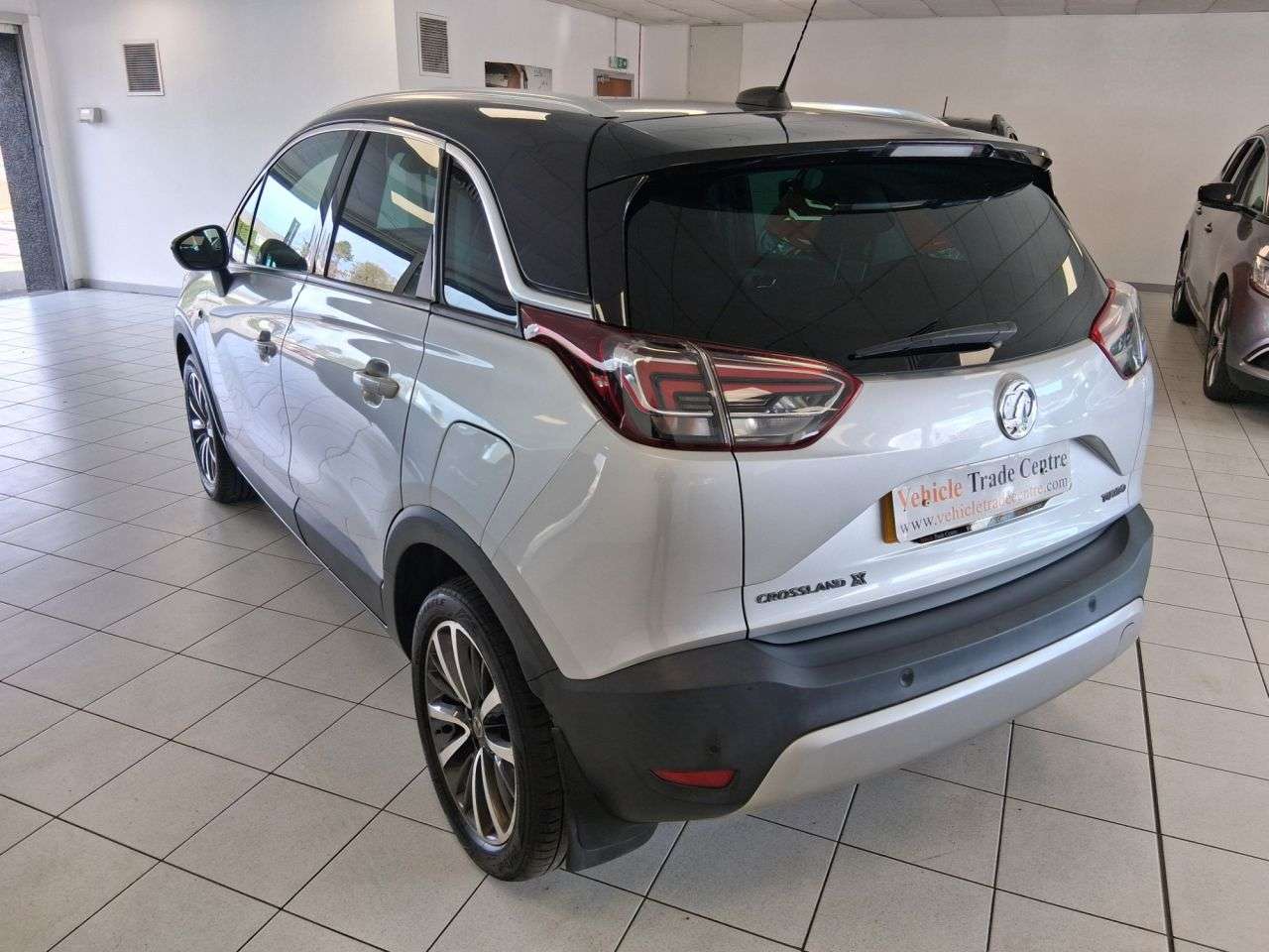 A 2018 VAUXHALL CROSSLAND X 1.2 Turbo GPF Ultimate SUV 5dr Petrol Manual Euro 6 (s/s) (130 ps) A 2018 VAUXHALL CROSSLAND X 1.2 Turbo GPF Ultimate SUV 5dr Petrol Manual Euro 6 (s/s) (130 ps)