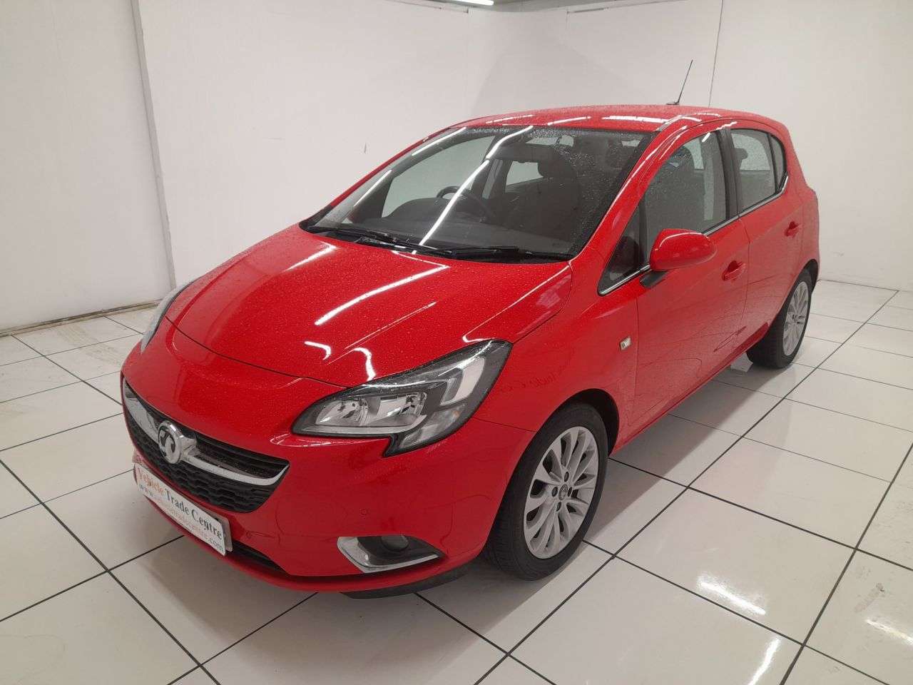A 2018 VAUXHALL CORSA 1.4i ecoTEC SE Nav Hatchback 5dr Petrol Manual Euro 6 (90 ps) A 2018 VAUXHALL CORSA 1.4i ecoTEC SE Nav Hatchback 5dr Petrol Manual Euro 6 (90 ps)