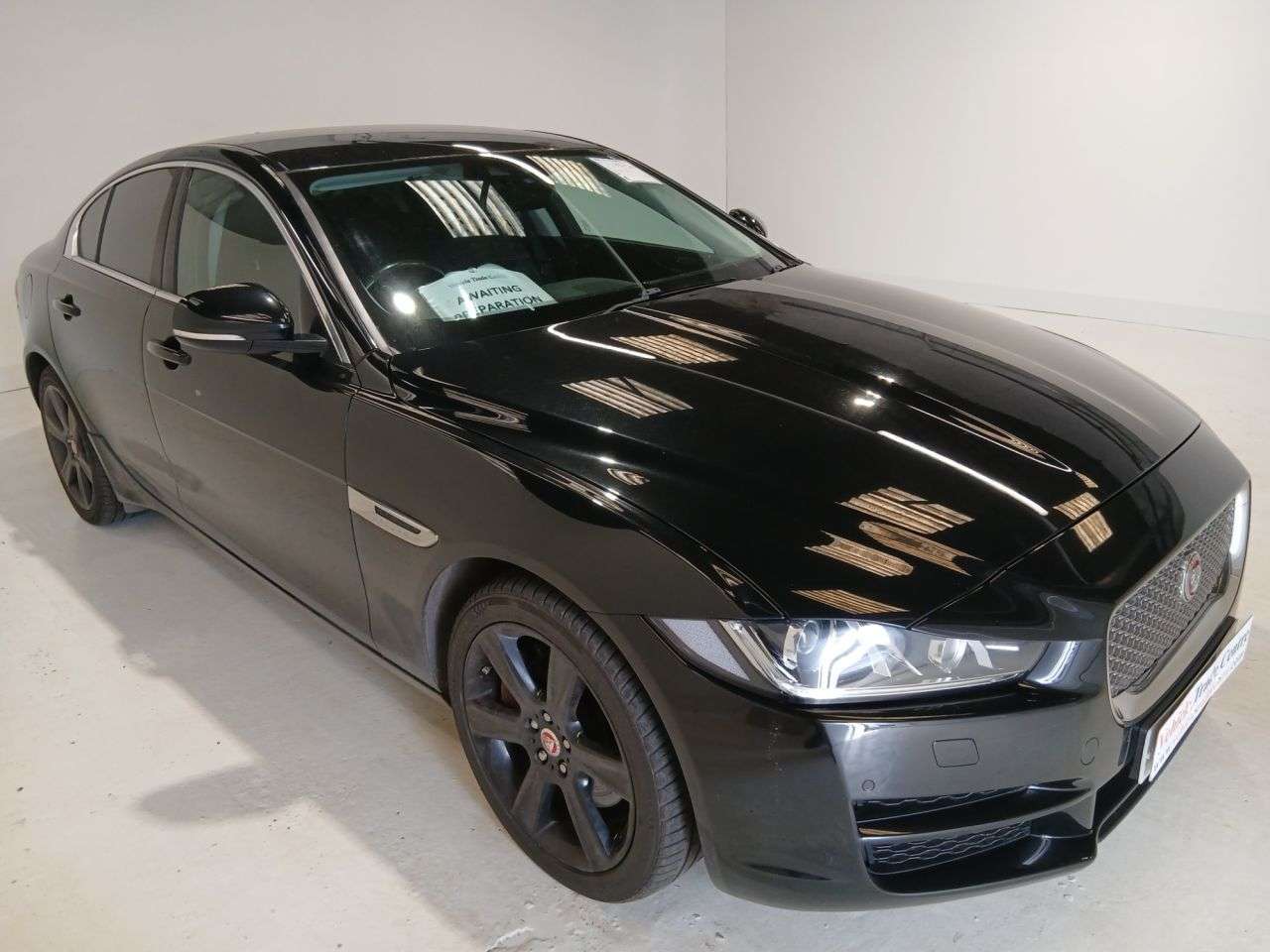 A 2016 JAGUAR XE 2.0d Portfolio Saloon 4dr Diesel Auto AWD Euro 6 (s/s) (180 ps) A 2016 JAGUAR XE 2.0d Portfolio Saloon 4dr Diesel Auto AWD Euro 6 (s/s) (180 ps)