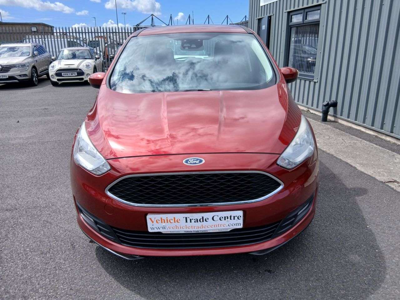 A 2017 FORD GRAND C-MAX 1.5 TDCi Zetec MPV 5dr Diesel Manual Euro 6 (s/s) (120 ps) A 2017 FORD GRAND C-MAX 1.5 TDCi Zetec MPV 5dr Diesel Manual Euro 6 (s/s) (120 ps)
