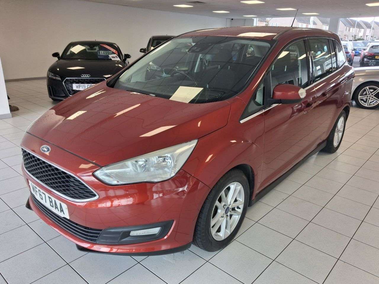 A 2017 FORD GRAND C-MAX 1.5 TDCi Zetec MPV 5dr Diesel Manual Euro 6 (s/s) (120 ps) A 2017 FORD GRAND C-MAX 1.5 TDCi Zetec MPV 5dr Diesel Manual Euro 6 (s/s) (120 ps)