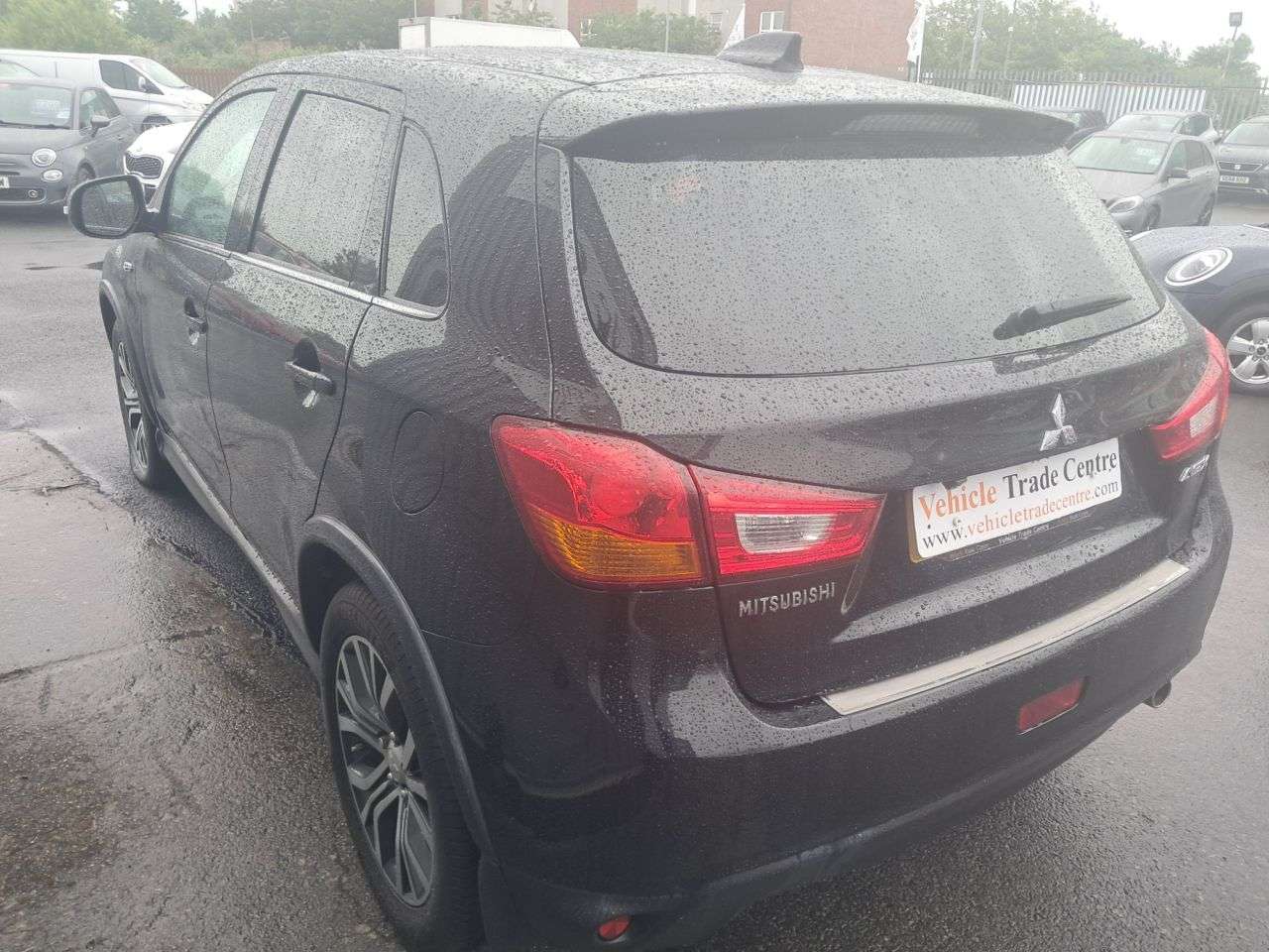 A 2017 MITSUBISHI ASX 1.6 3 SUV 5dr Petrol Manual Euro 6 (117 ps) A 2017 MITSUBISHI ASX 1.6 3 SUV 5dr Petrol Manual Euro 6 (117 ps)