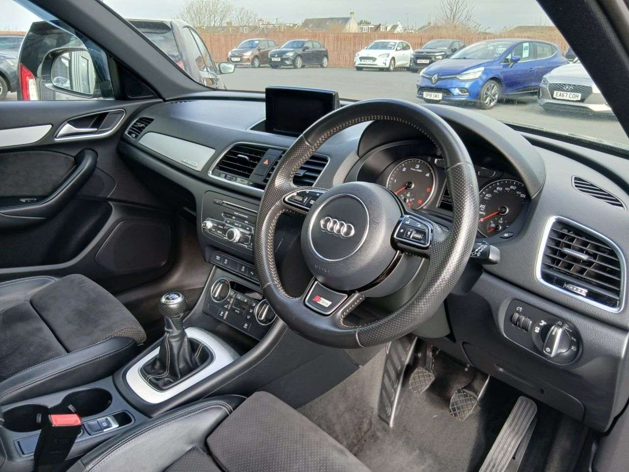 2015 AUDI Q3 2015 AUDI Q3