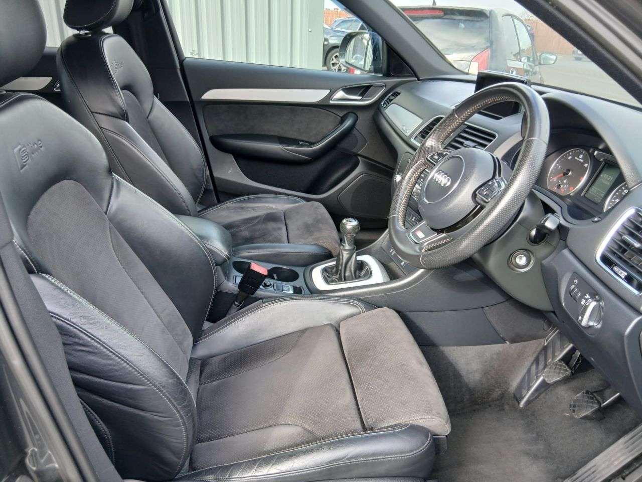 2015 AUDI Q3 2015 AUDI Q3