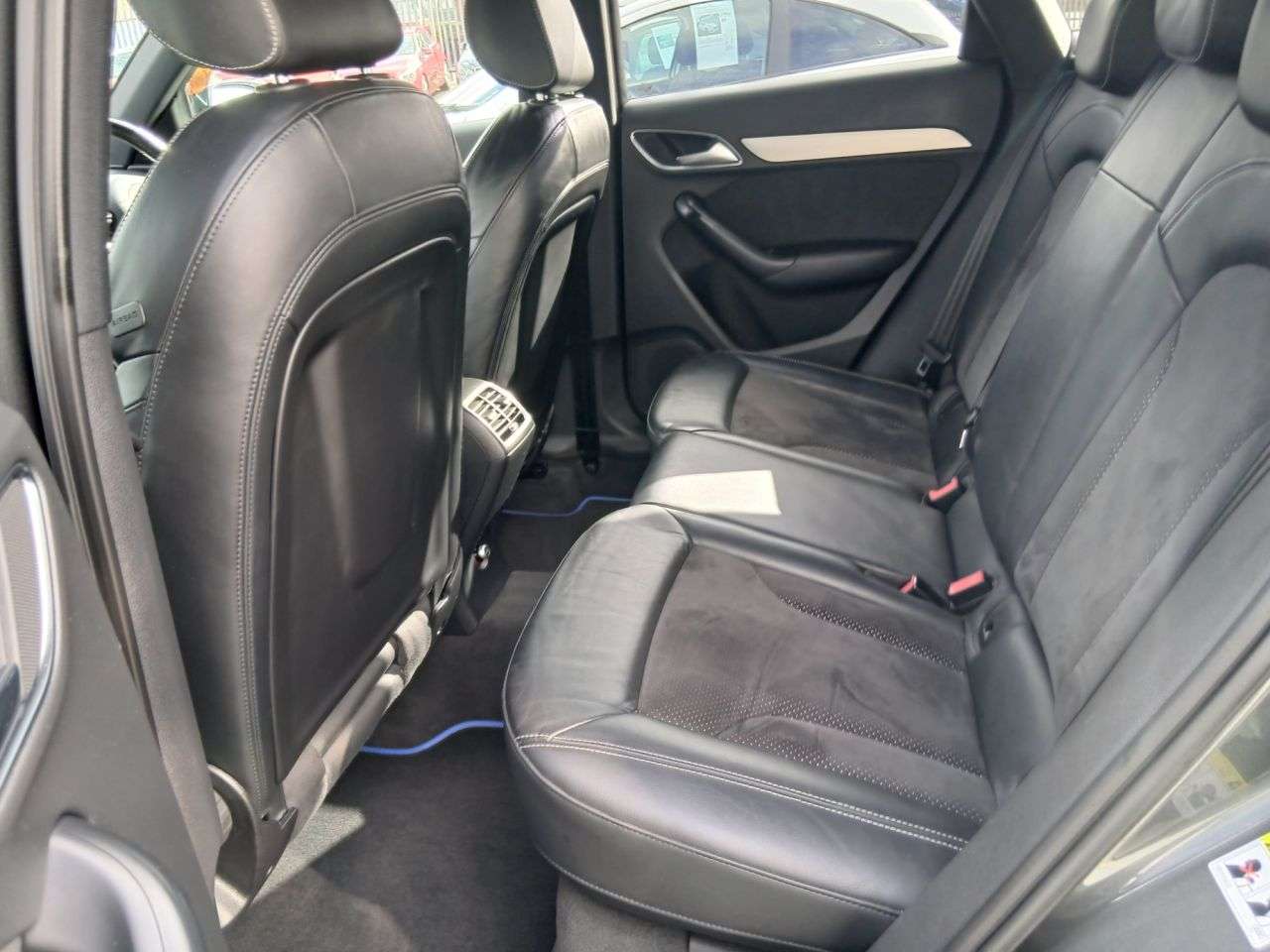 2015 AUDI Q3 2015 AUDI Q3