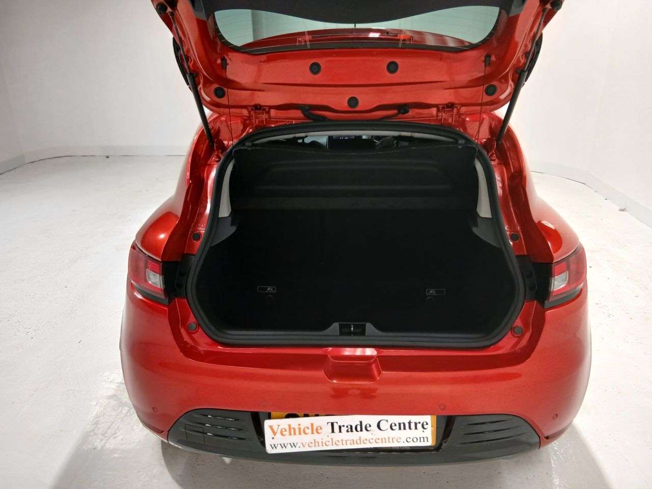 2018 RENAULT CLIO 2018 RENAULT CLIO