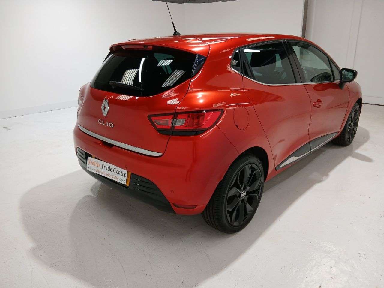 2018 RENAULT CLIO 2018 RENAULT CLIO