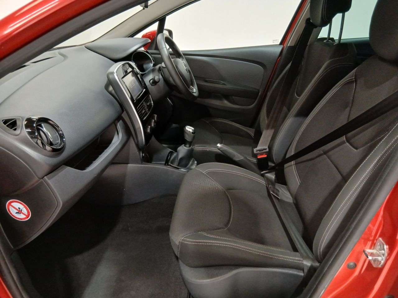 2018 RENAULT CLIO 2018 RENAULT CLIO