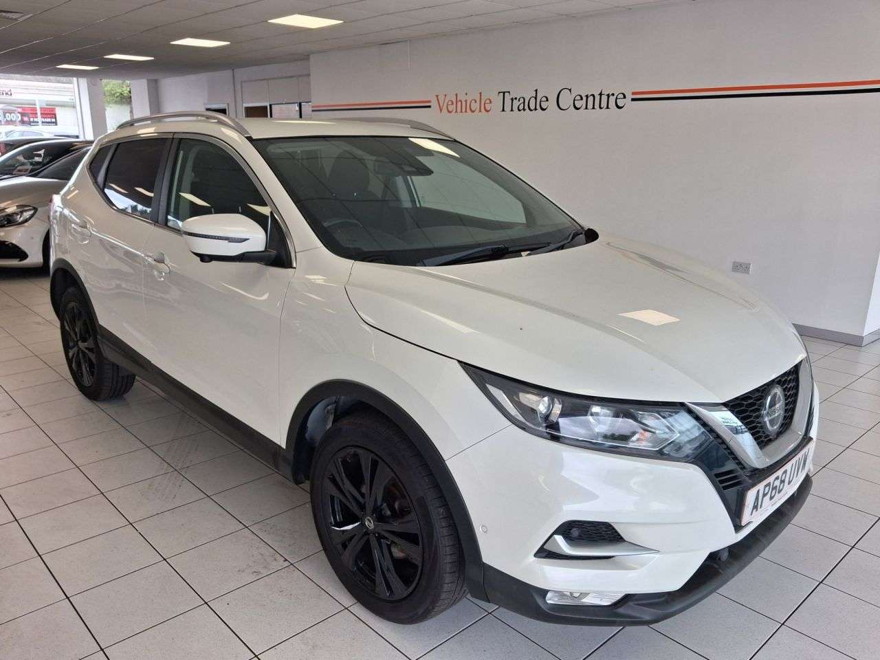A 2019 NISSAN QASHQAI 1.3 DIG-T N-Connecta SUV 5dr Petrol Manual Euro 6 (s/s) (160 ps) A 2019 NISSAN QASHQAI 1.3 DIG-T N-Connecta SUV 5dr Petrol Manual Euro 6 (s/s) (160 ps)