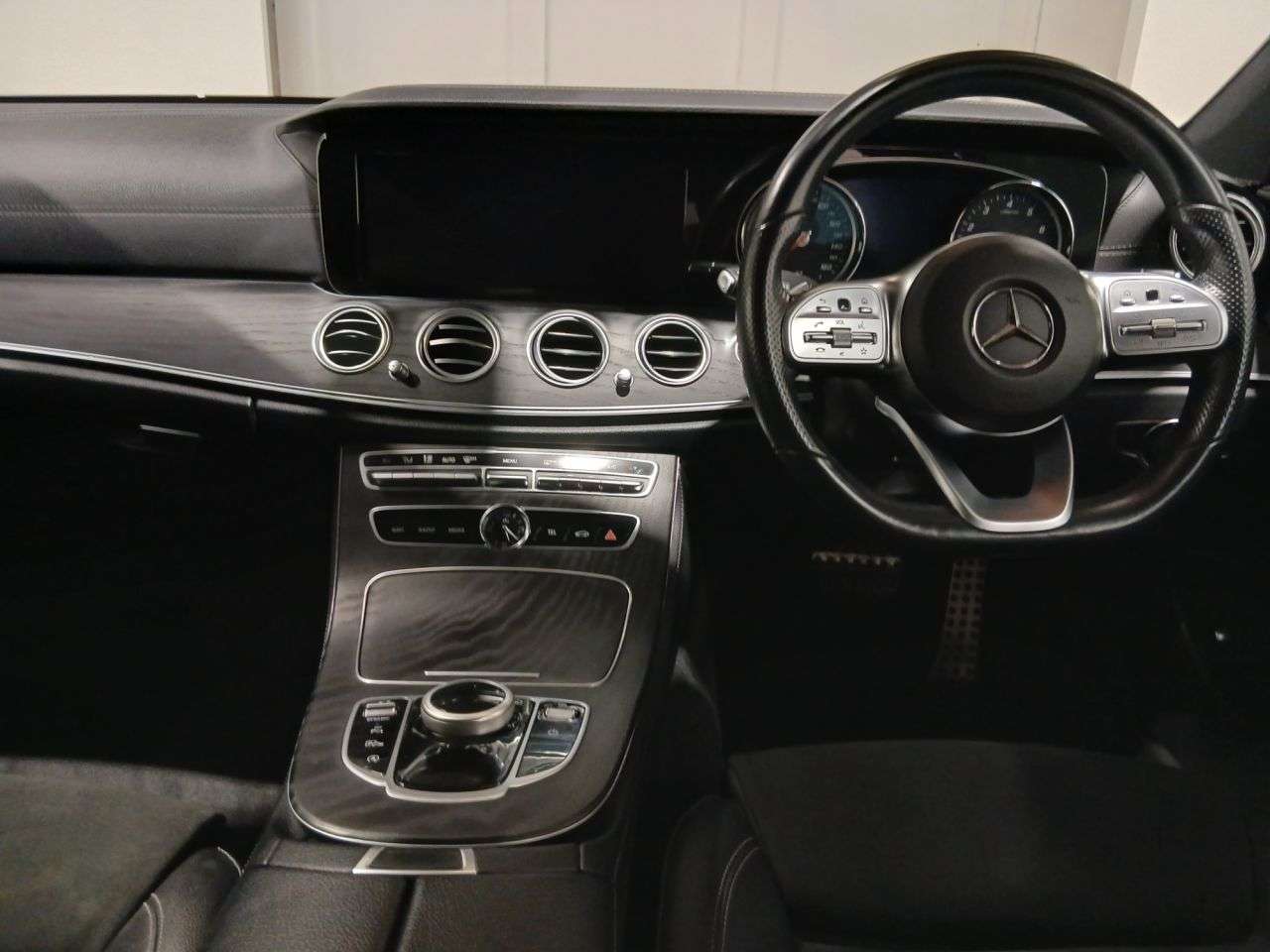 2019 MERCEDES-BENZ E CLASS 2019 MERCEDES-BENZ E CLASS