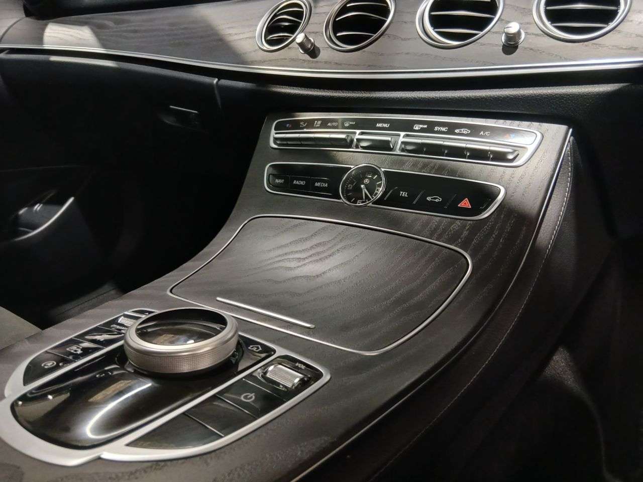 2019 MERCEDES-BENZ E CLASS 2019 MERCEDES-BENZ E CLASS