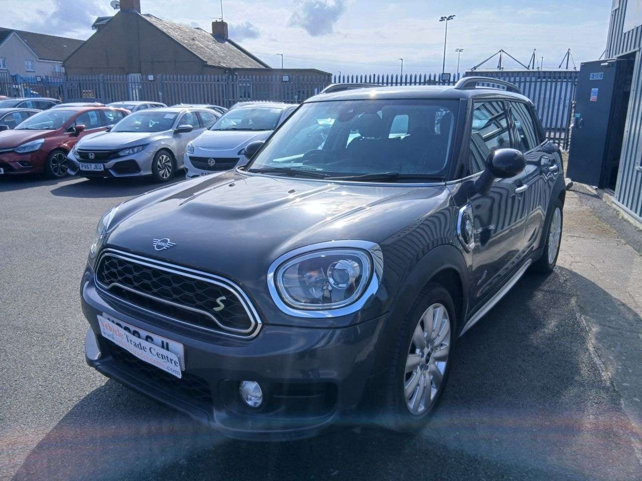 A 2019 MINI COUNTRYMAN 1.5 7.6kWh GPF Cooper SE SUV 5dr Petrol Plug-in Hybrid Auto ALL4 Euro 6 (s/ A 2019 MINI COUNTRYMAN 1.5 7.6kWh GPF Cooper SE SUV 5dr Petrol Plug-in Hybrid Auto ALL4 Euro 6 (s/
