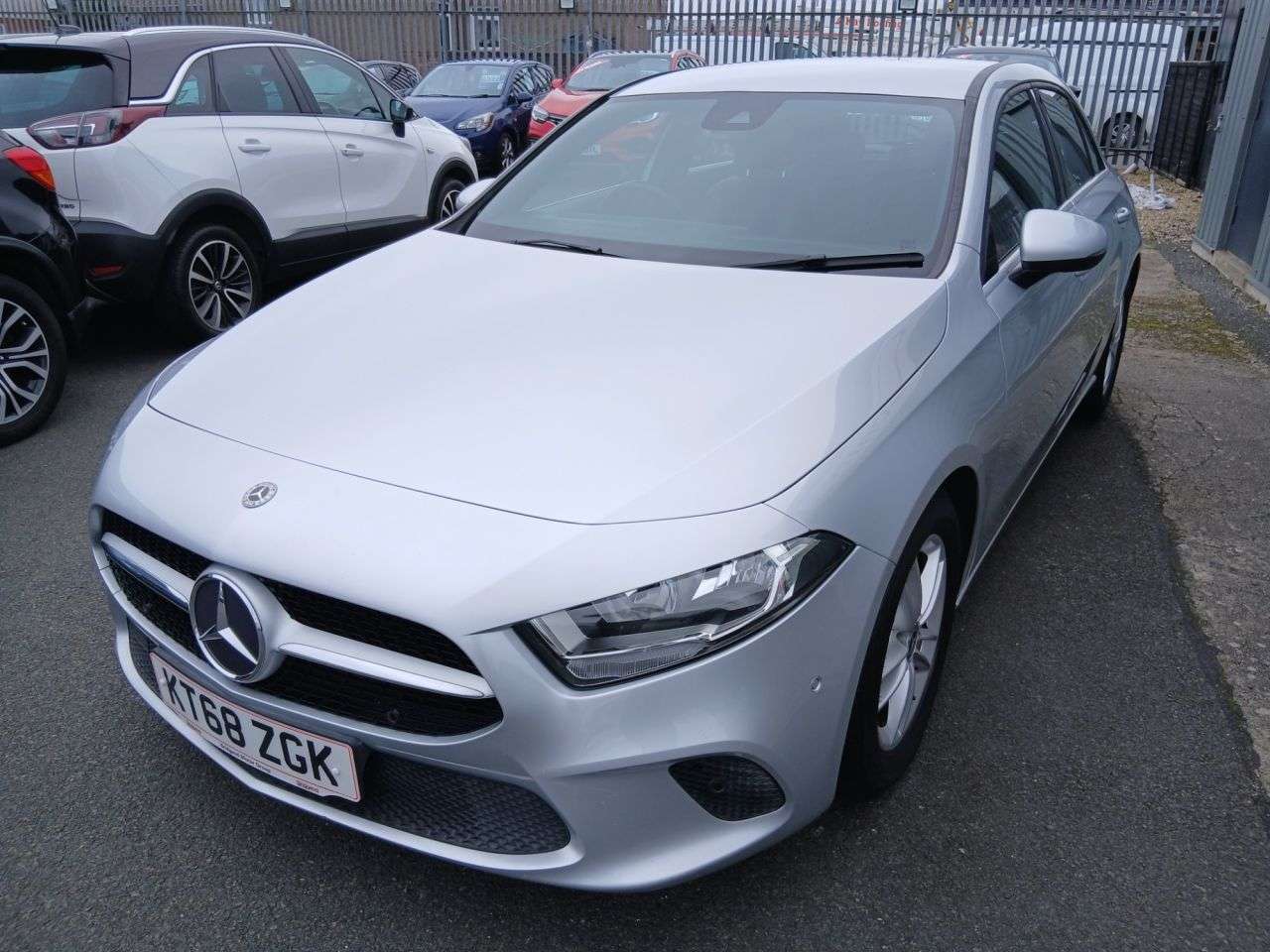 A 2018 MERCEDES-BENZ A CLASS 1.5 A180d SE (Executive) Hatchback 5dr Diesel 7G-DCT Euro 6 (s/s) (116 ps) A 2018 MERCEDES-BENZ A CLASS 1.5 A180d SE (Executive) Hatchback 5dr Diesel 7G-DCT Euro 6 (s/s) (116 ps)