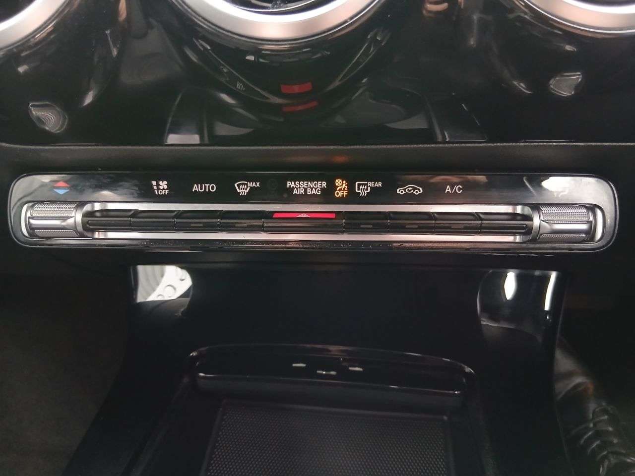 2018 MERCEDES-BENZ A CLASS 2018 MERCEDES-BENZ A CLASS