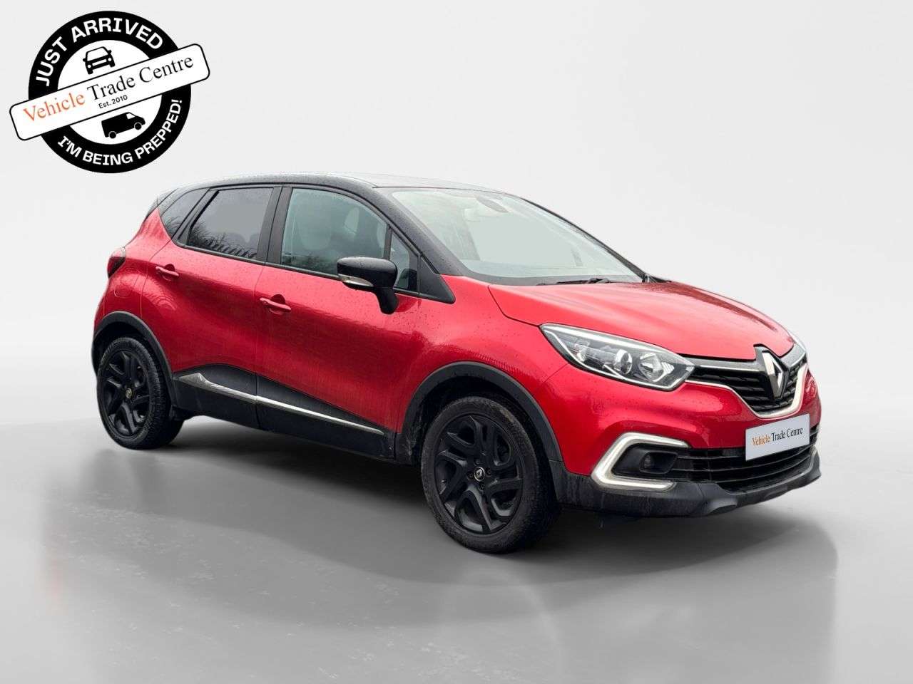 A 2018 RENAULT CAPTUR 0.9 TCe ENERGY Iconic SUV 5dr Petrol Manual Euro 6 (s/s) (90 ps) A 2018 RENAULT CAPTUR 0.9 TCe ENERGY Iconic SUV 5dr Petrol Manual Euro 6 (s/s) (90 ps)