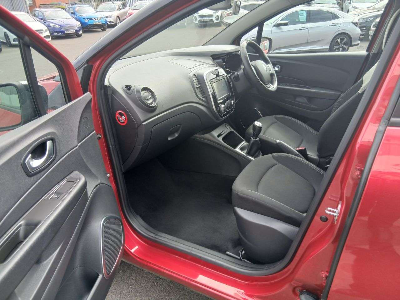 2018 RENAULT CAPTUR 2018 RENAULT CAPTUR