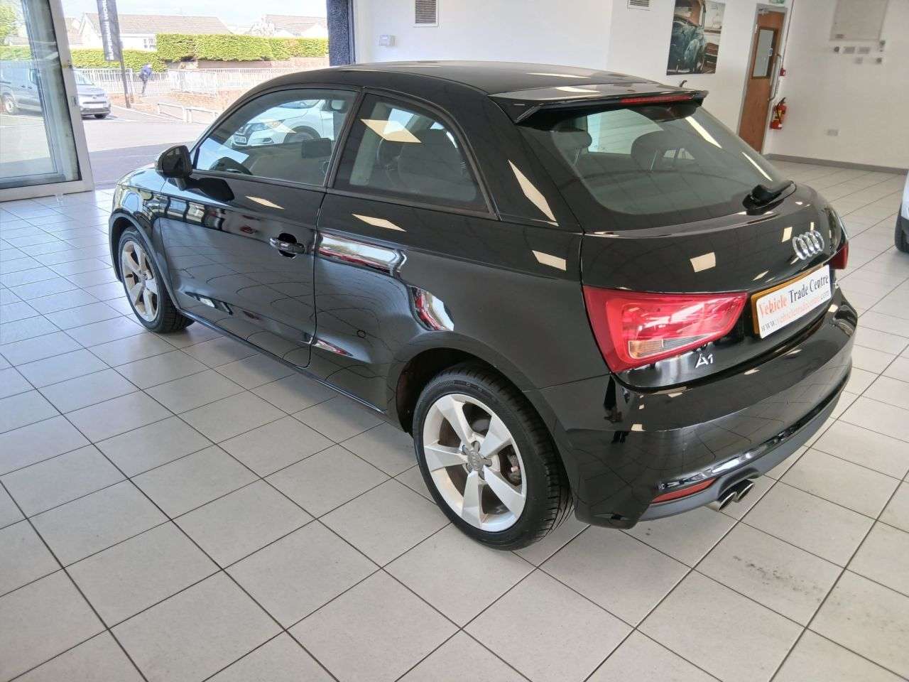 2017 AUDI A1 2017 AUDI A1