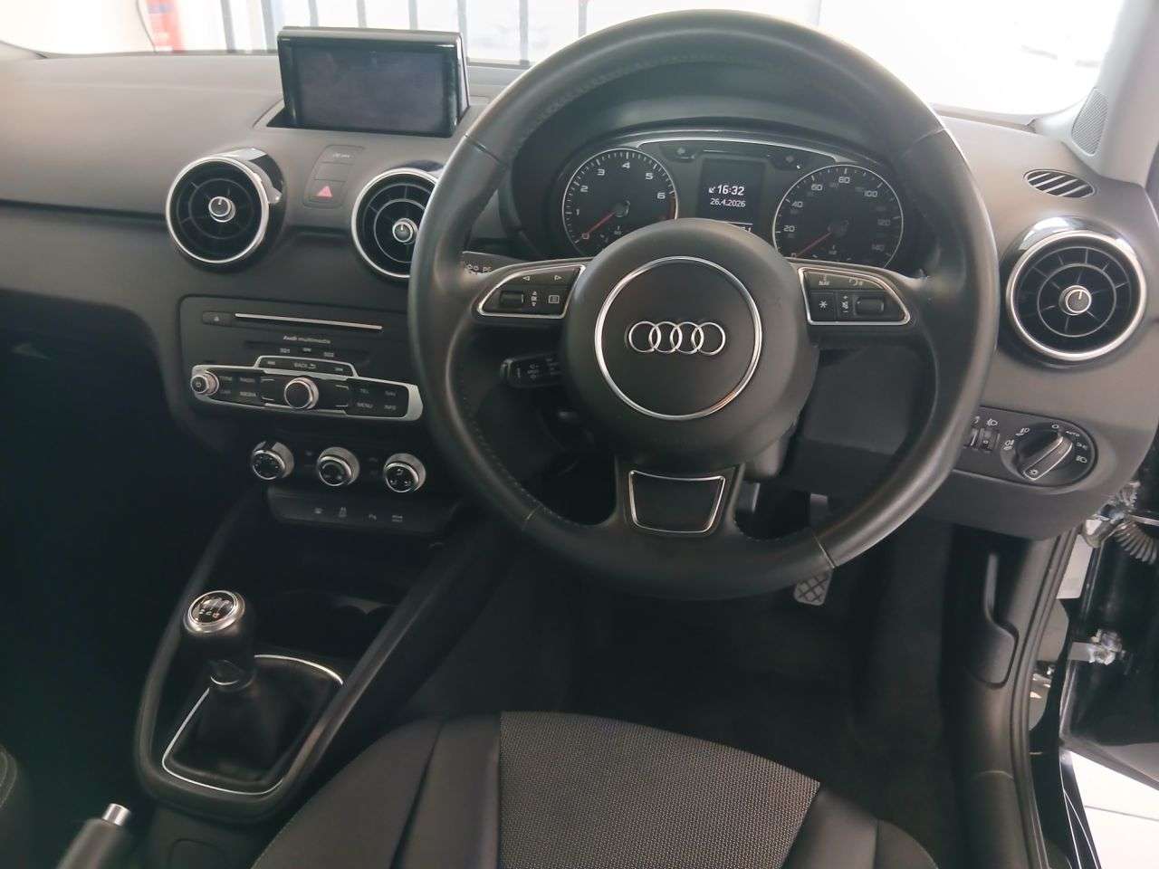 2017 AUDI A1 2017 AUDI A1
