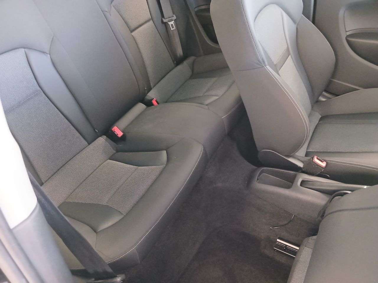 2017 AUDI A1 2017 AUDI A1