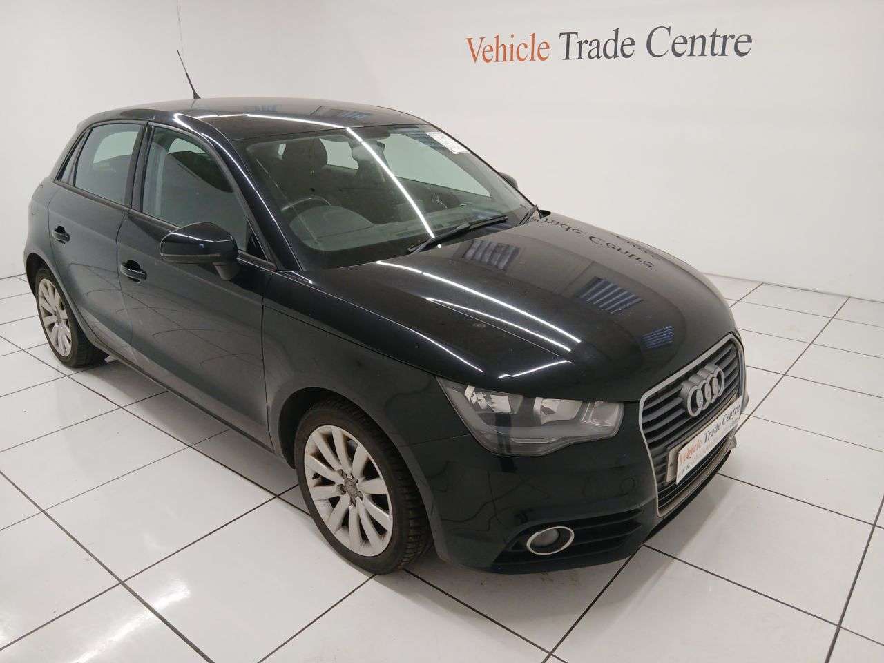 A 2014 AUDI A1 1.4 TFSI Sport Sportback 5dr Petrol Manual Euro 5 (s/s) (122 ps) A 2014 AUDI A1 1.4 TFSI Sport Sportback 5dr Petrol Manual Euro 5 (s/s) (122 ps)