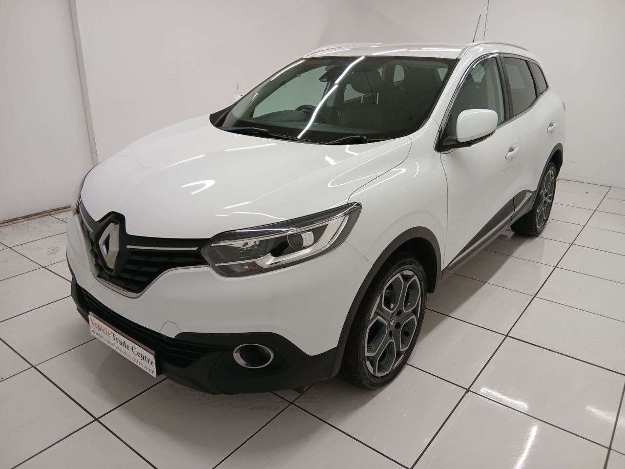 A 2018 RENAULT KADJAR 1.6 dCi Dynamique S Nav SUV 5dr Diesel Manual Euro 6 (s/s) (130 ps) A 2018 RENAULT KADJAR 1.6 dCi Dynamique S Nav SUV 5dr Diesel Manual Euro 6 (s/s) (130 ps)