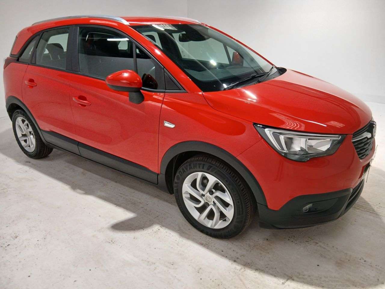 A 2018 VAUXHALL CROSSLAND X 1.2 SE SUV 5dr Petrol Manual Euro 6 (83 ps) A 2018 VAUXHALL CROSSLAND X 1.2 SE SUV 5dr Petrol Manual Euro 6 (83 ps)