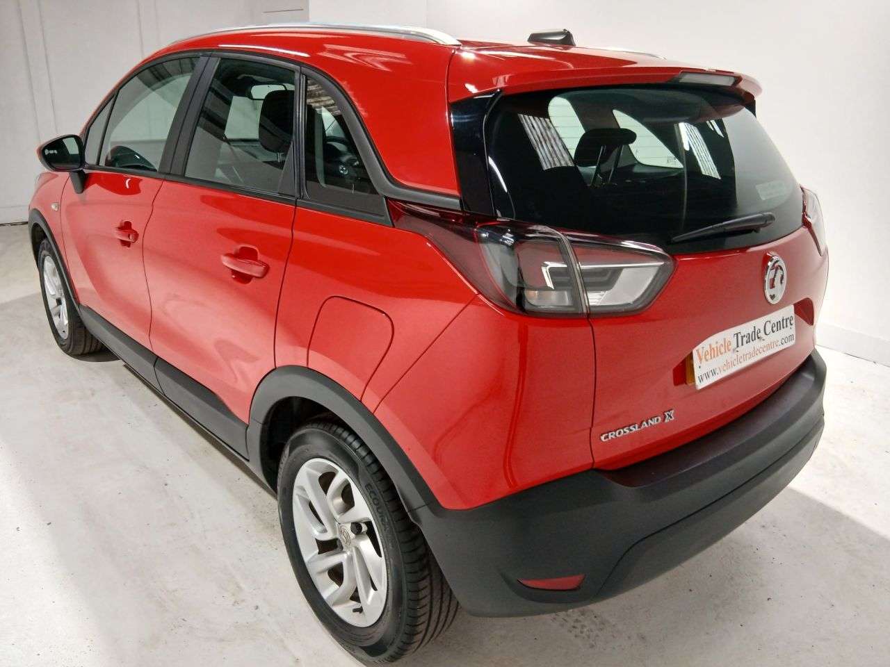 A 2018 VAUXHALL CROSSLAND X 1.2 SE SUV 5dr Petrol Manual Euro 6 (83 ps) A 2018 VAUXHALL CROSSLAND X 1.2 SE SUV 5dr Petrol Manual Euro 6 (83 ps)