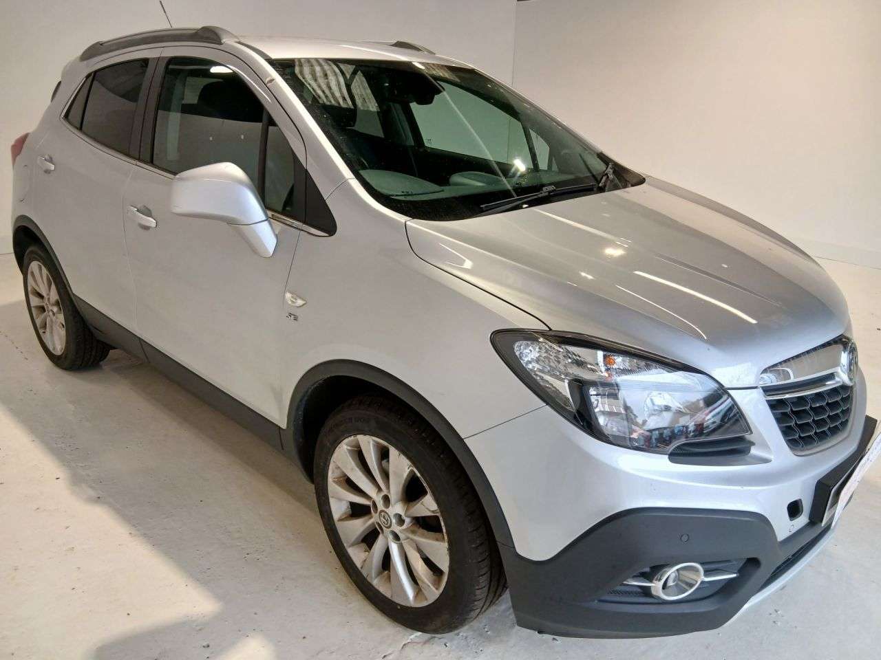 A 2015 VAUXHALL MOKKA 1.6 SE SUV 5dr Petrol Manual 2WD Euro 5 (s/s) (115 ps) A 2015 VAUXHALL MOKKA 1.6 SE SUV 5dr Petrol Manual 2WD Euro 5 (s/s) (115 ps)