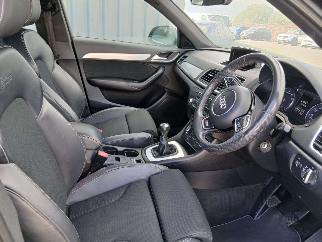 2017 AUDI Q3 2017 AUDI Q3